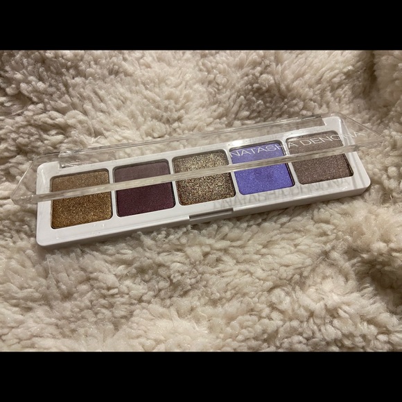 Kat Von D, Kevyn Aucoin, Beauty Blender, Urban Decay, Too Faced, Natasha Denona - Picture 7 of 12